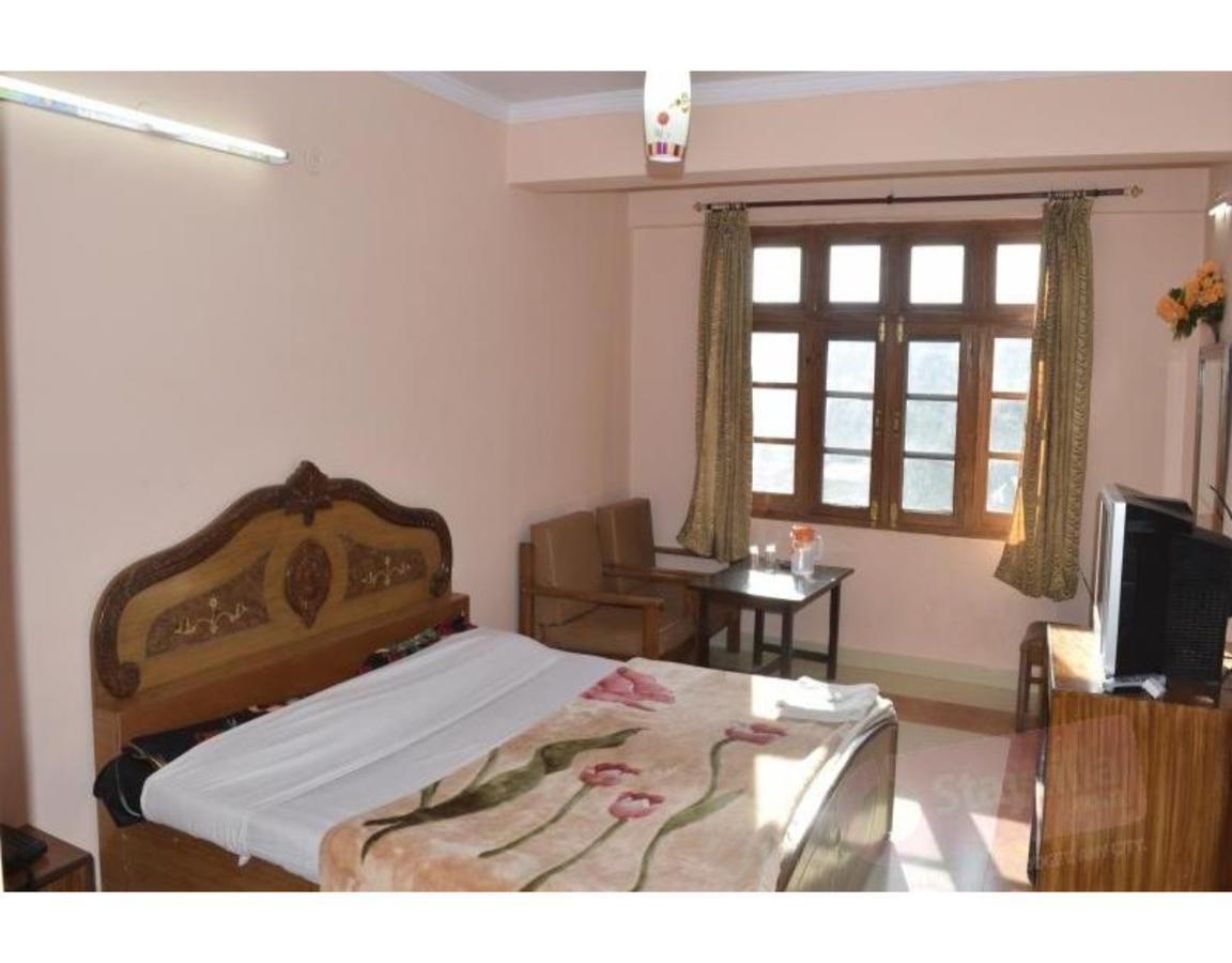 Hotel Rock Stone Mussoorie Buitenkant foto