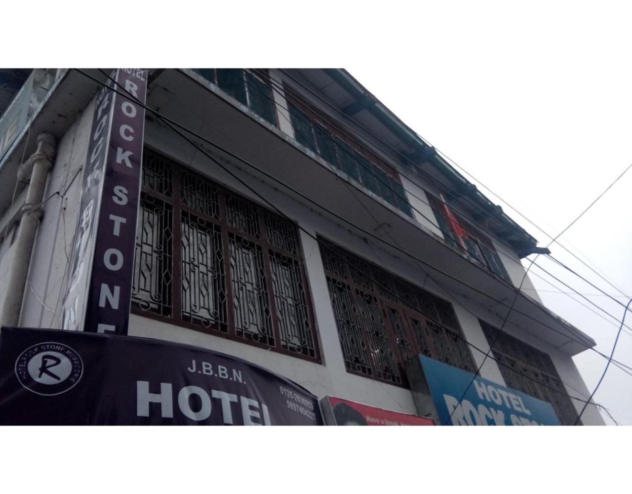 Hotel Rock Stone Mussoorie Buitenkant foto